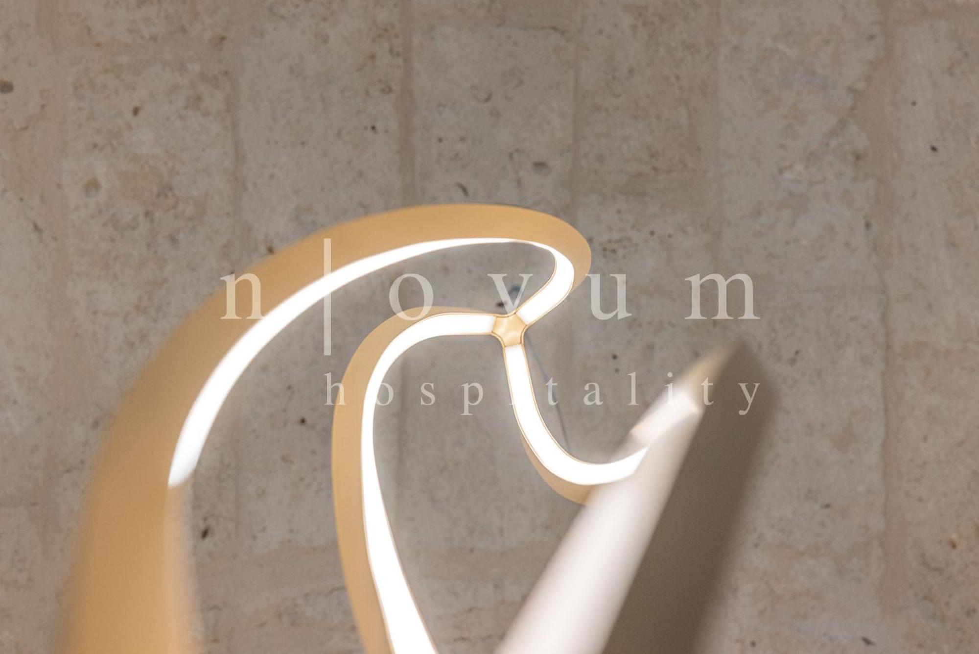 Novum Hospitality Hotel Бари Екстериор снимка